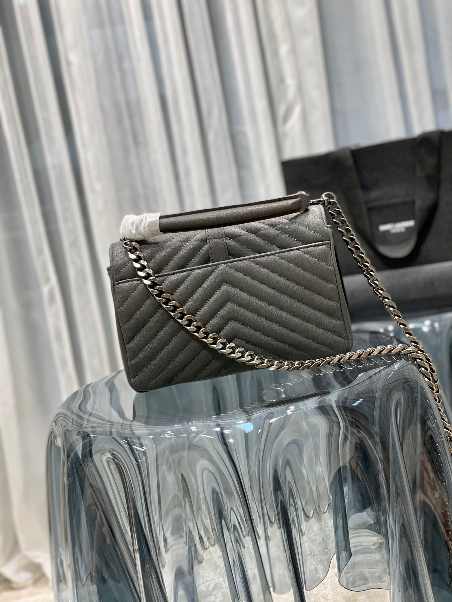 Y College Medium Quilted leather Bag