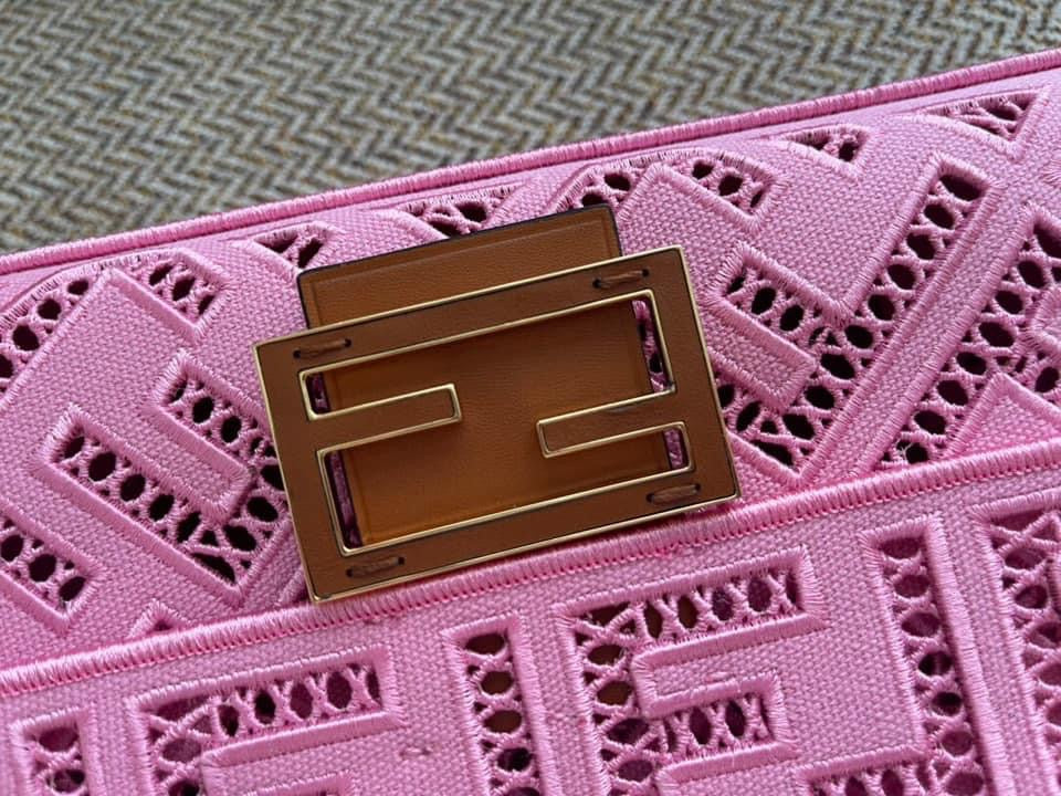 Fd Baguette Bag