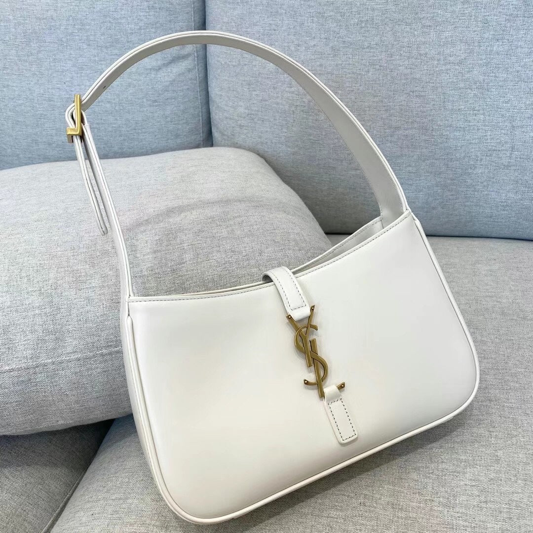 Y Le 5 A 7  Hobo Bag In Smooth Leather