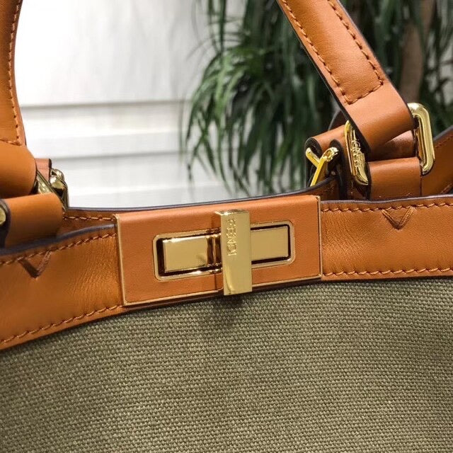 Peekaboo X Tote